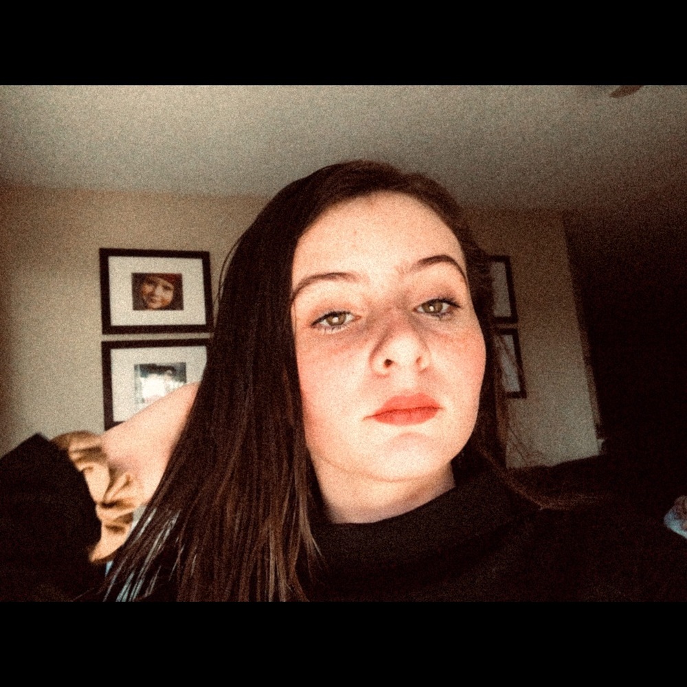 Meet your Posher, Lauren